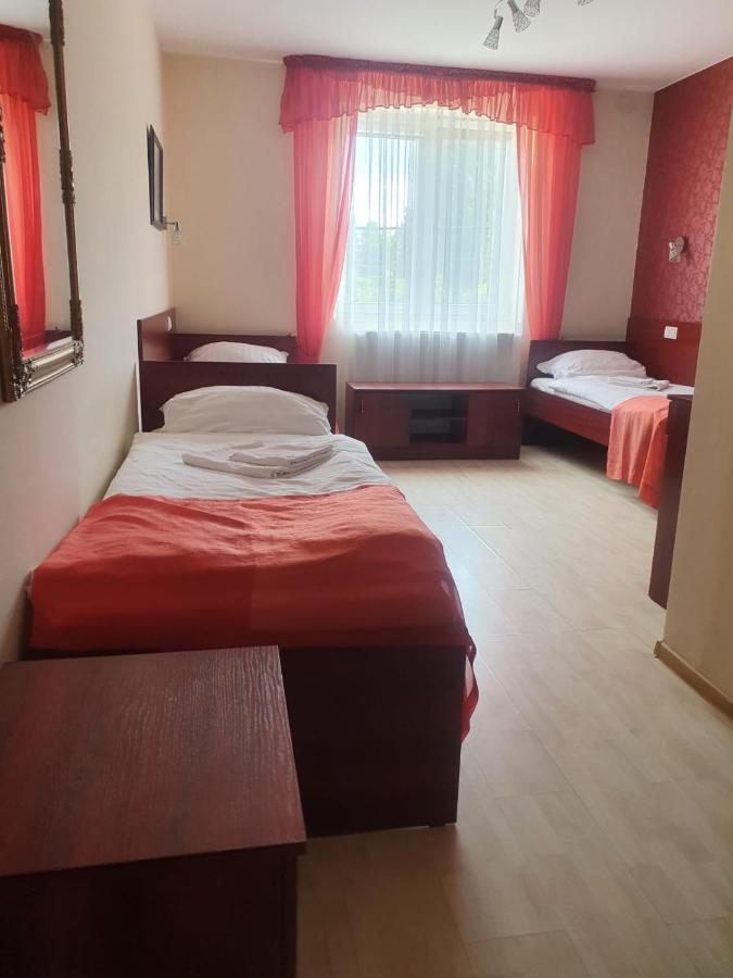 Hostel Gosciniec Zodiac Rzuchow Exteriér fotografie